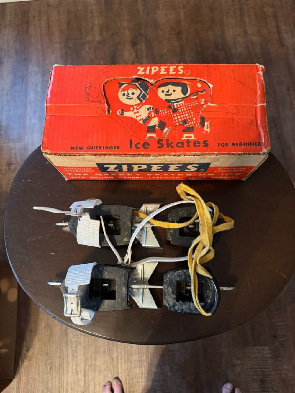 Kids Adjustable Ice Skates in Red and Silver